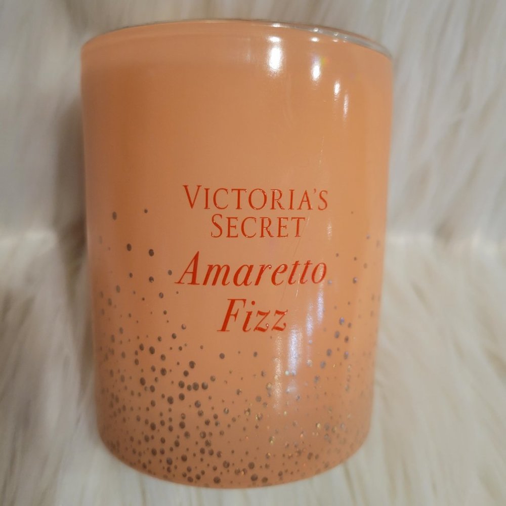 Victoria Secret Limited Edition Amaretto Fizz Candle